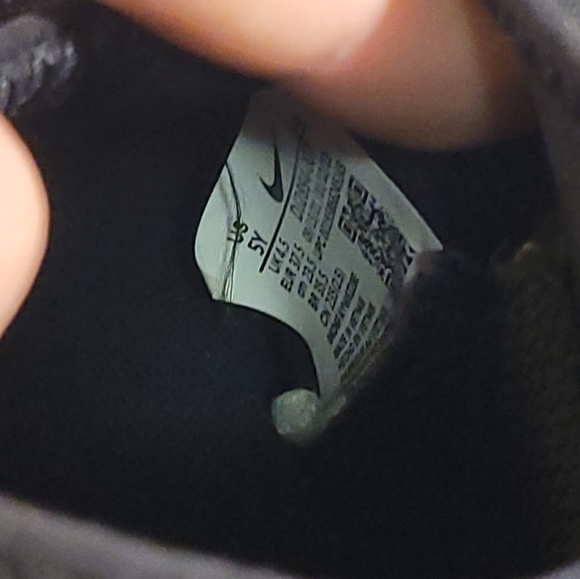 2 pair cleets - Picture 4 of 6